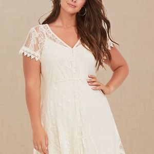 Torrid Ivory Lace & Crochet Button Down Dress (Size 1x)